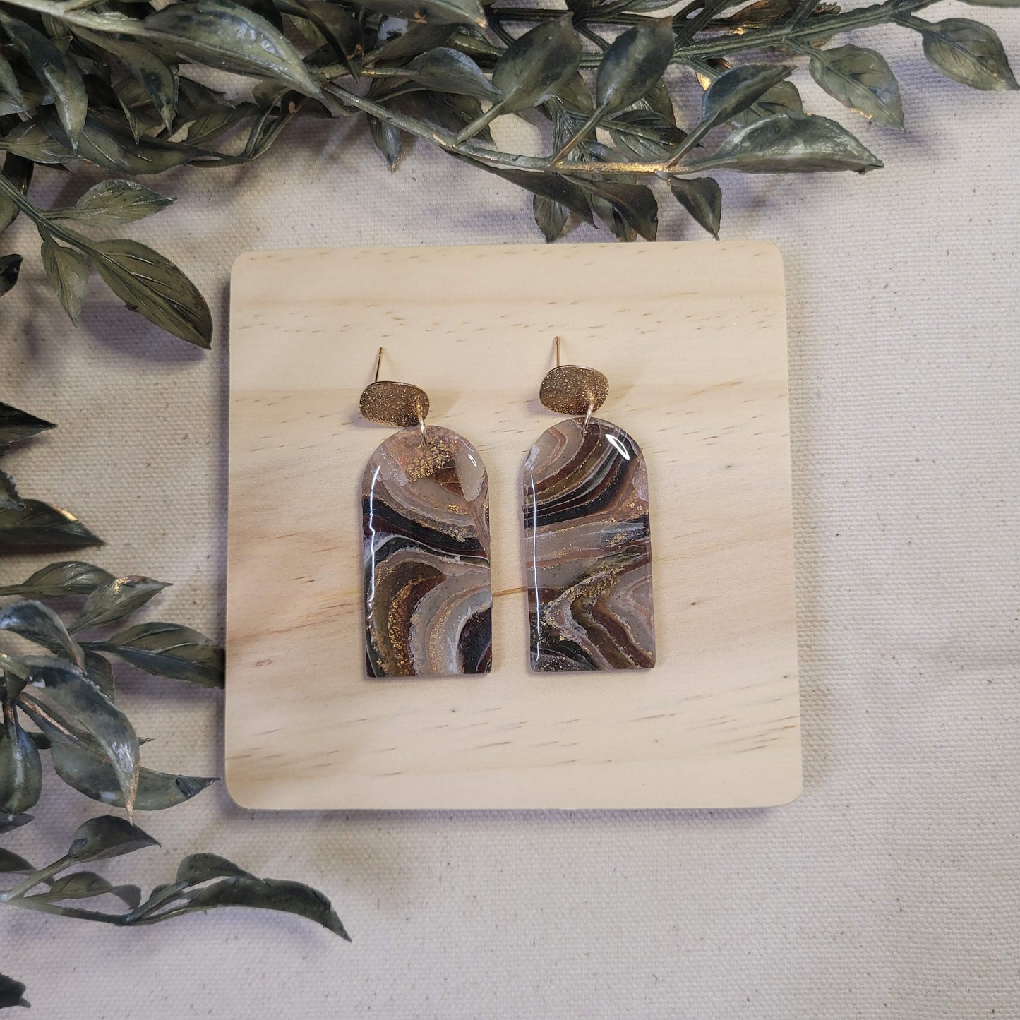 Neutral Agate Arch