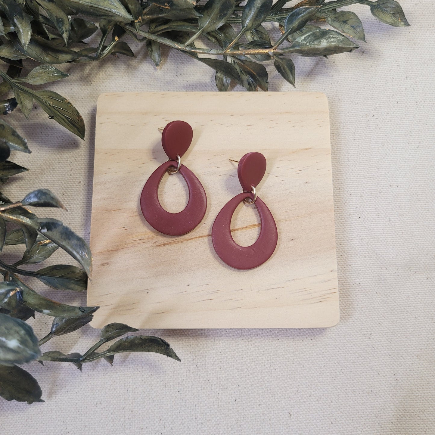Wine Red Oval Cutout