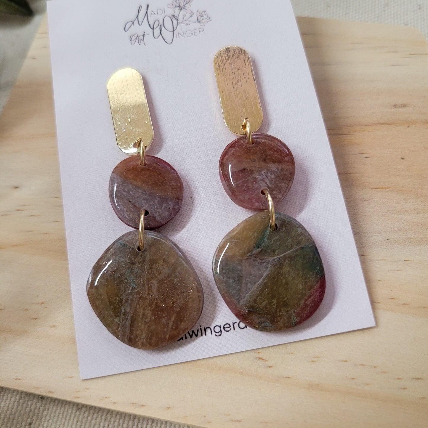 Mixed Red Pebble Drop