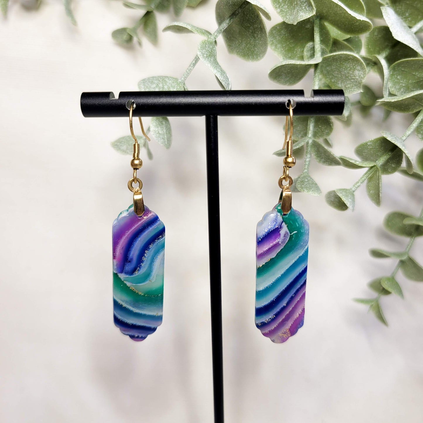 Jewel Tone Agate Scallop