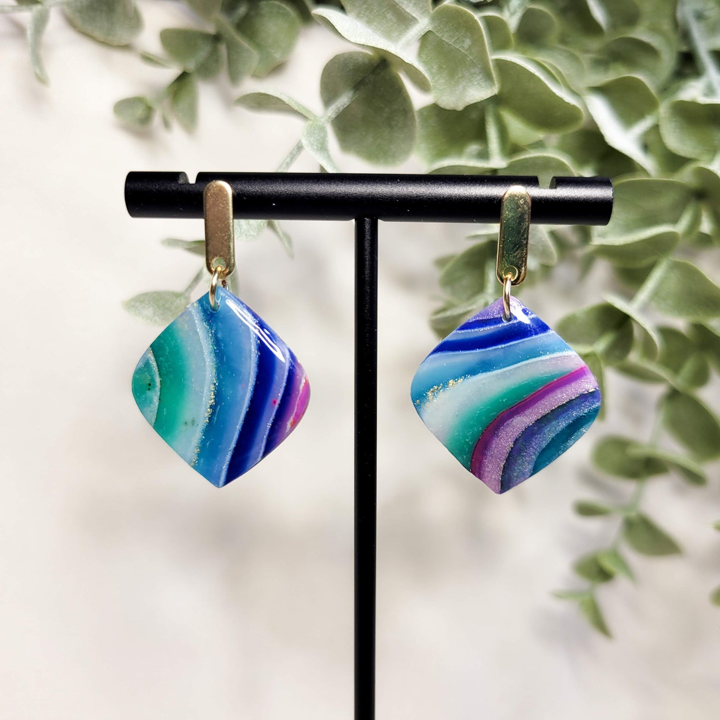 Jewel Tone Agate Pointed Drop