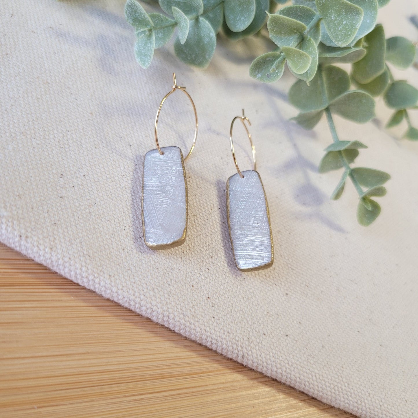 Textured Pearl Rectangle