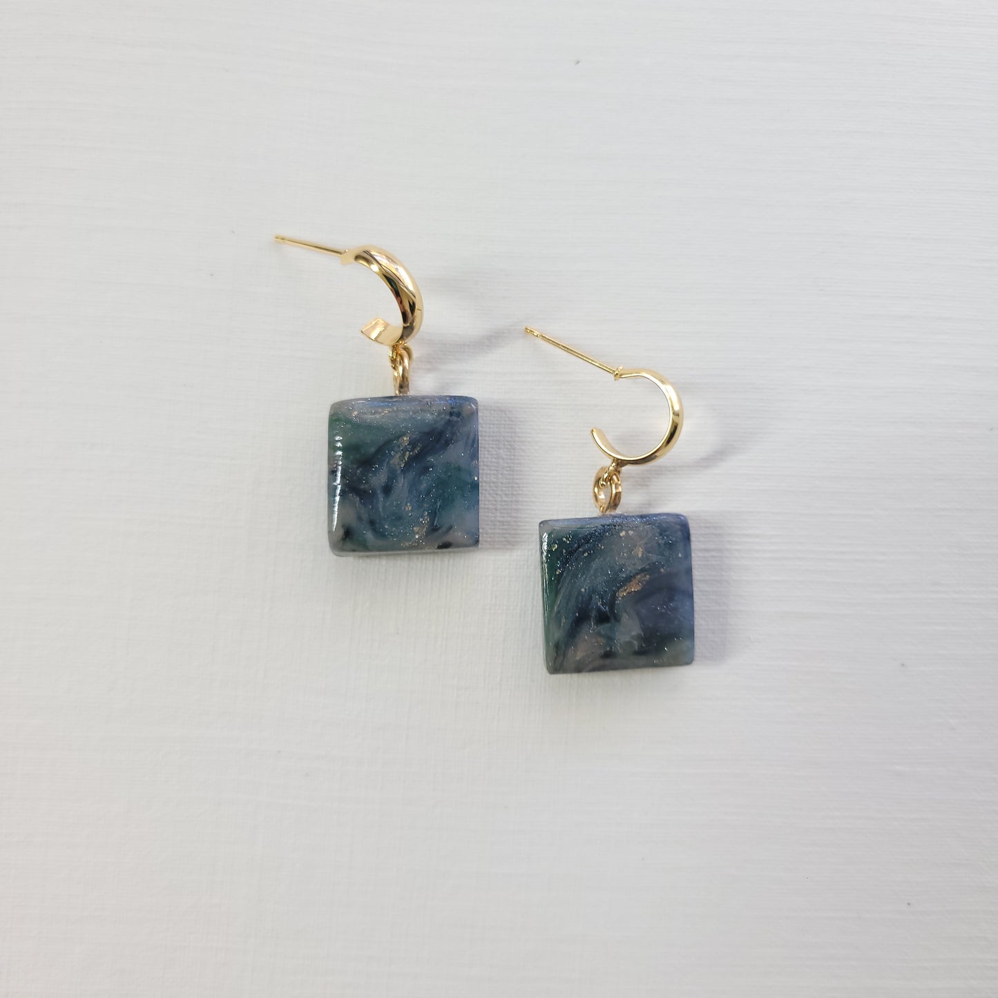 Moss Square Dangle