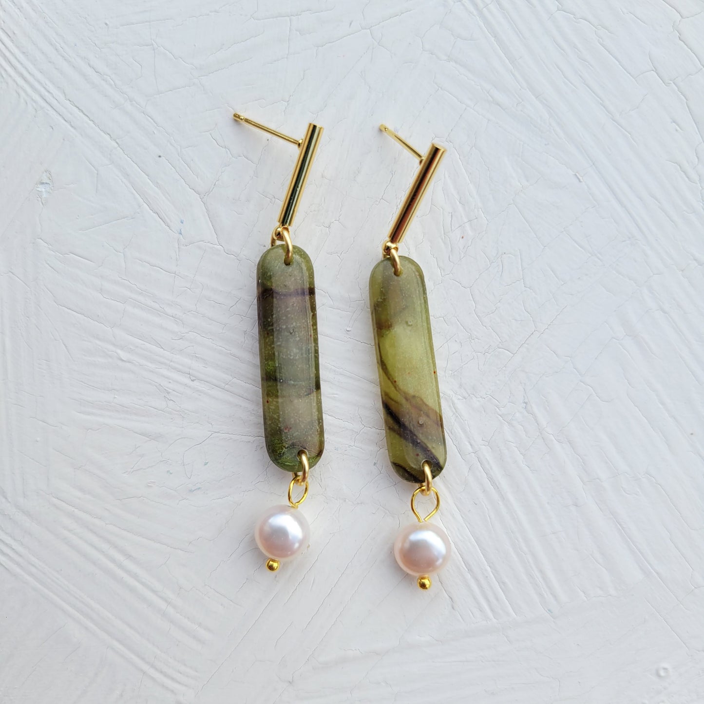 Olive Green Pearl Line