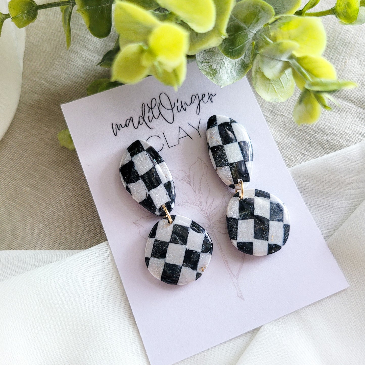 B/W Checkered Dangle