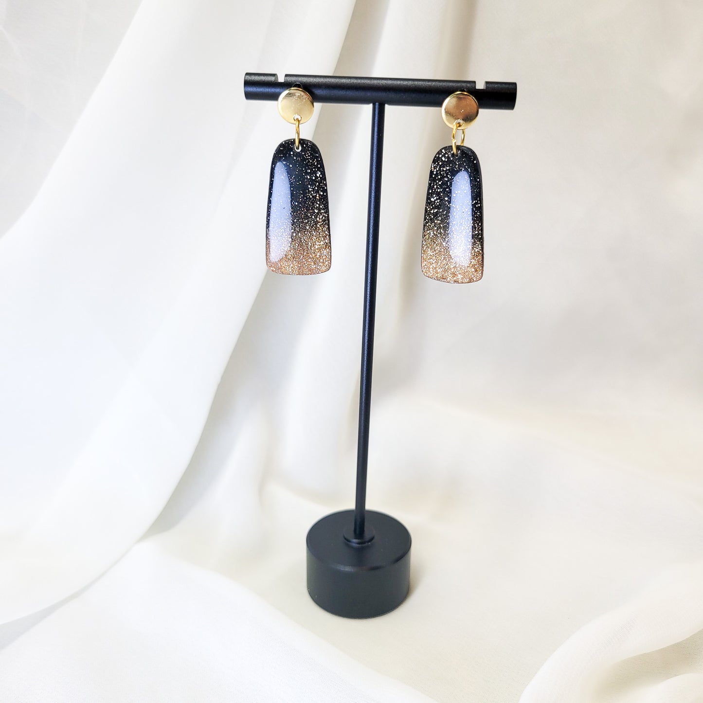 Black/Rose Gold Arch Pendulum