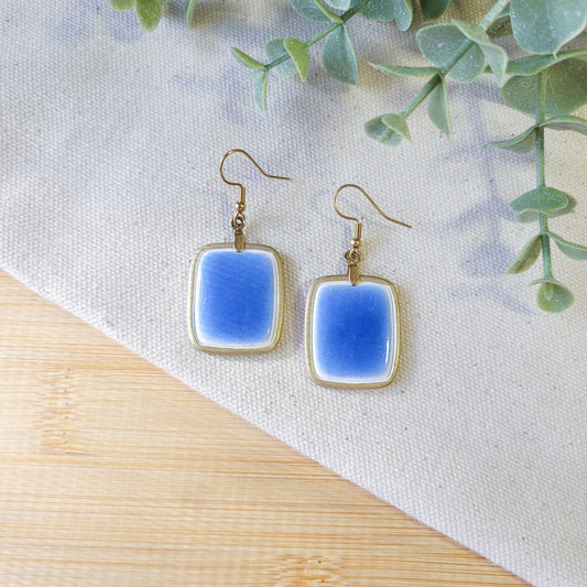 Blue Bordered Square