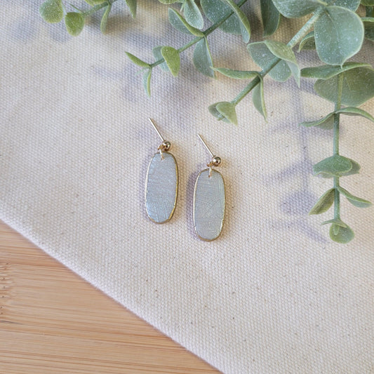 Textured Pearl Skinny Oval