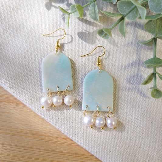 Seafoam Pearl Arch