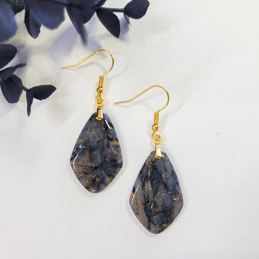 Black and Gold Drop