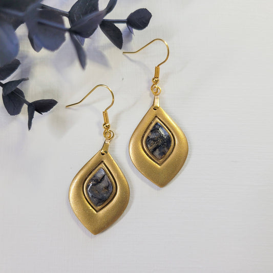 Black and Gold Bordered Teardrop