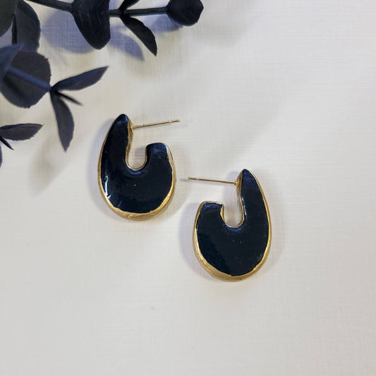 Black and Gold Huggies