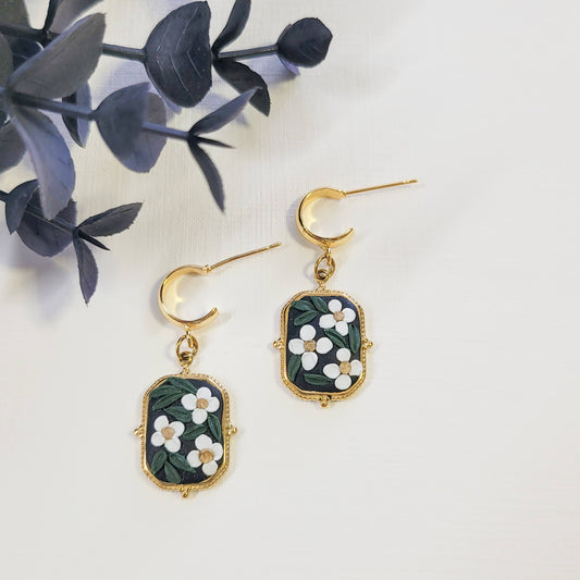 Gold Floral Square Frame