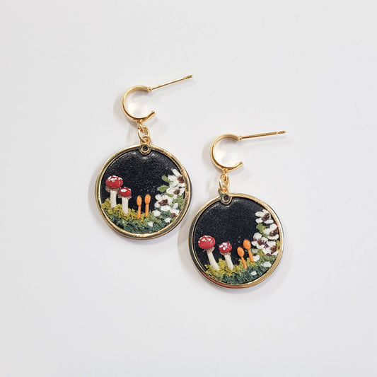 Mushroom Family Hoop
