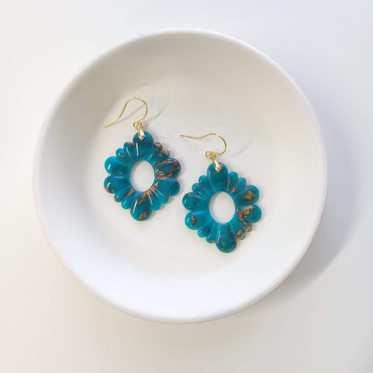 Turquoise Scallop Hoop
