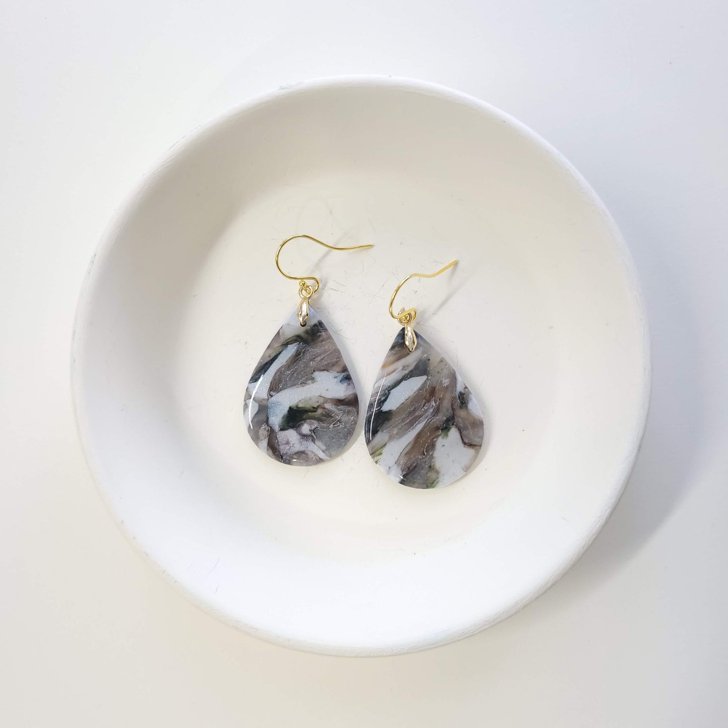 Granite Scraps Teardrop