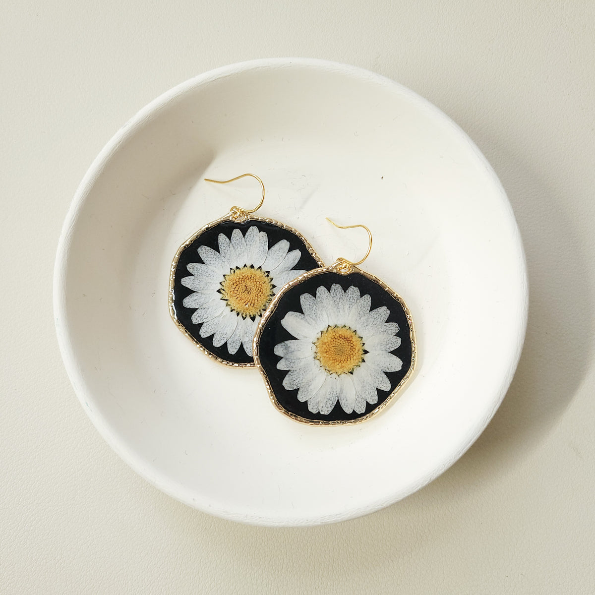Daisy Pressed Flower