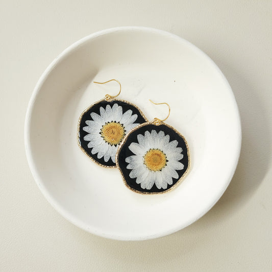 Daisy Pressed Flower